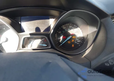 2014 Ford Focus Se z USA, uszkodzony, nr VIN 1FADP3F22EL119588